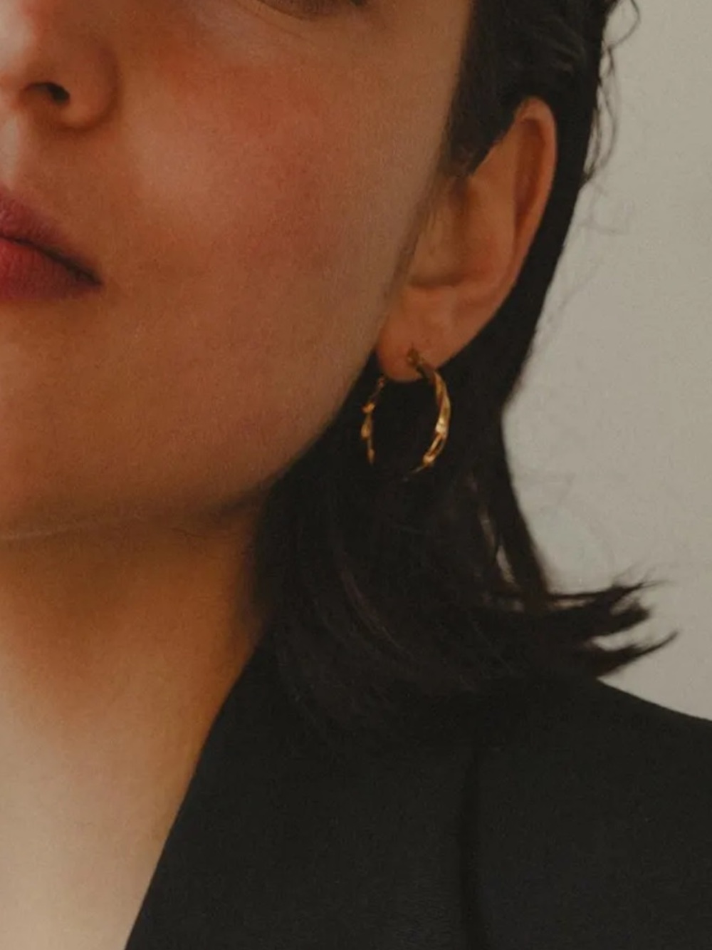 18k solid Gold Twisted Hoop Earrings